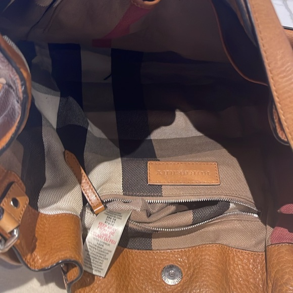 Burberry bag - Picture 3 of 7